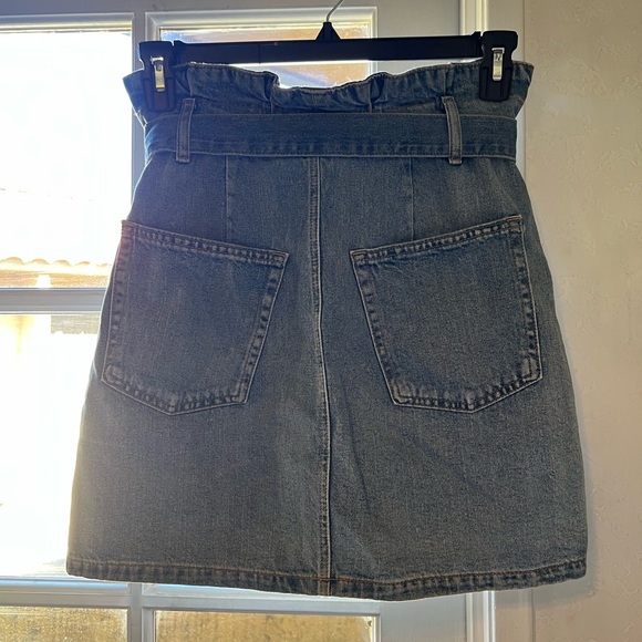 Divided denim skirt. Size 8. Like new only worn once! - Picture 3 of 4